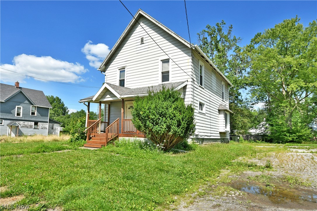 260 Austin Avenue NW Warren OH 44485