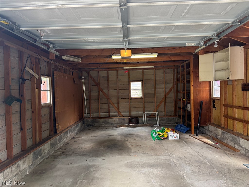 1644 W Mahoning Trumbull Co Line Road Mineral Ridge OH 44440