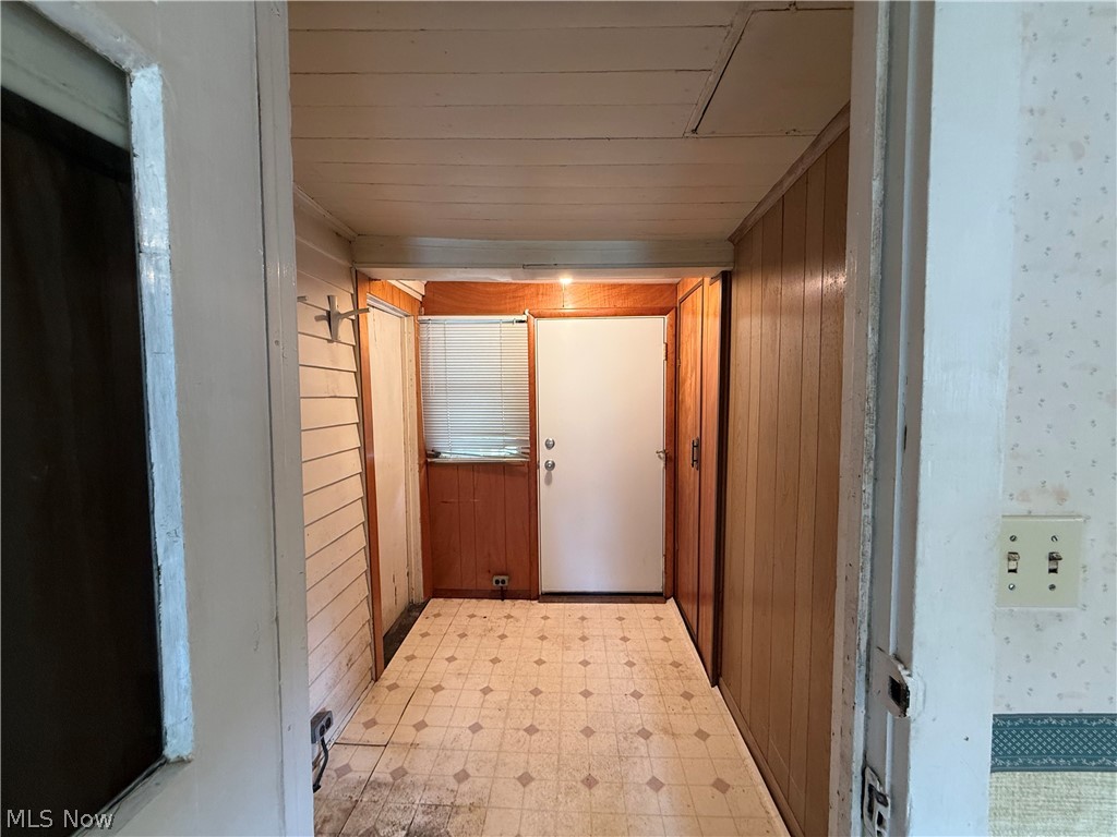 1644 W Mahoning Trumbull Co Line Road Mineral Ridge OH 44440