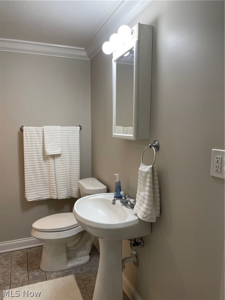 2958 E Turkeyfoot Lake Road Uniontown OH 44685