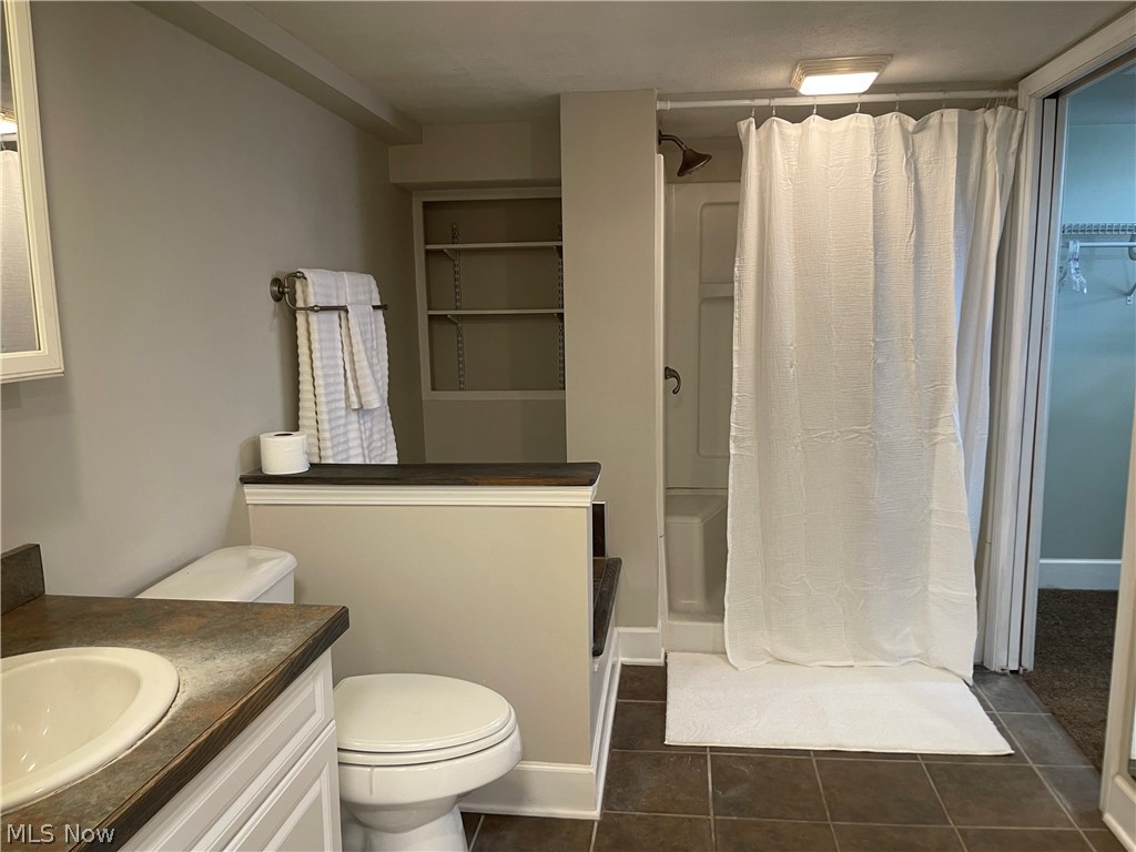 2958 E Turkeyfoot Lake Road Uniontown OH 44685
