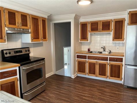 2958 E Turkeyfoot Lake Road Uniontown OH 44685