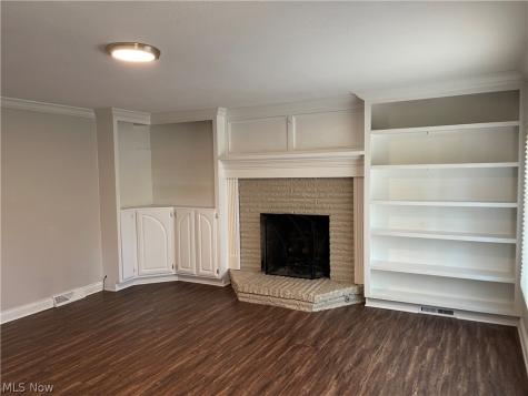 2958 E Turkeyfoot Lake Road Uniontown OH 44685