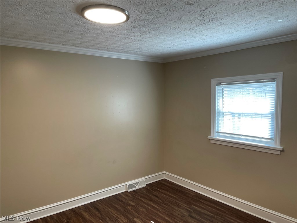 2958 E Turkeyfoot Lake Road Uniontown OH 44685