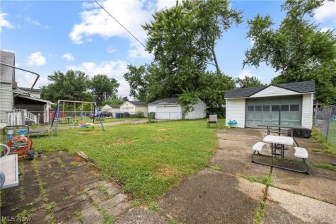 18318 Homeway Road Cleveland OH 44135