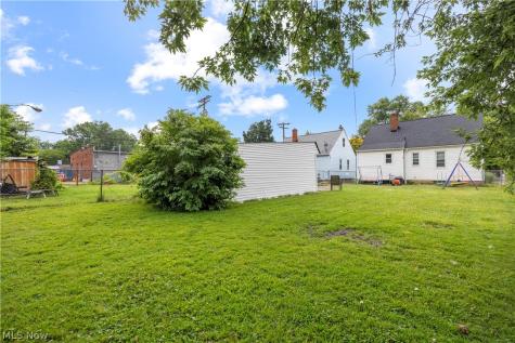 18318 Homeway Road Cleveland OH 44135