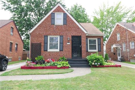 4509 Biddulph Avenue Cleveland OH 44144