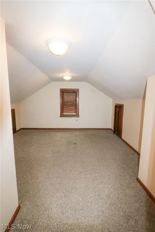 4509 Biddulph Avenue Cleveland OH 44144