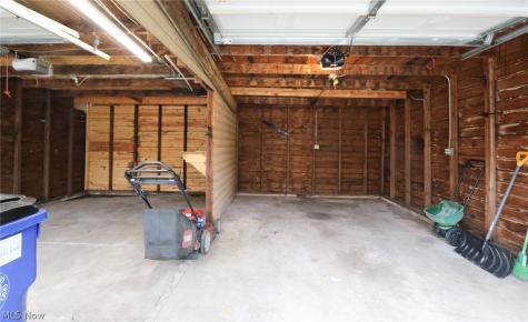 4509 Biddulph Avenue Cleveland OH 44144