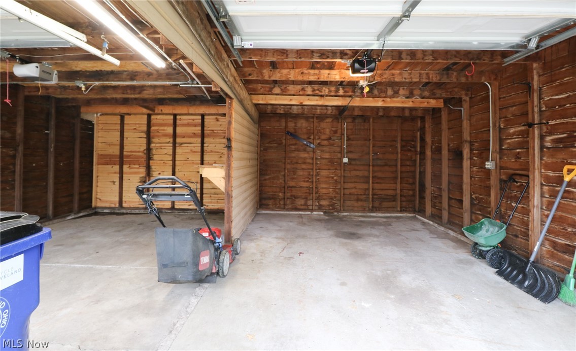 4509 Biddulph Avenue Cleveland OH 44144