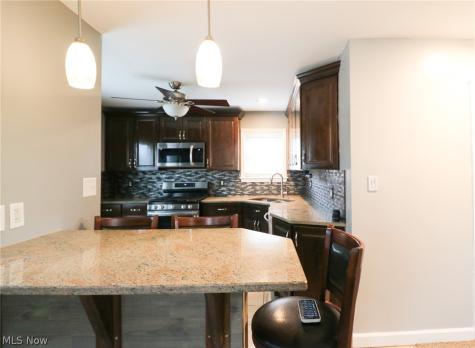 4509 Biddulph Avenue Cleveland OH 44144