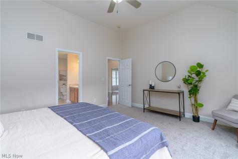 1044 Glendalough Drive Grafton OH 44044