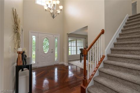 1044 Glendalough Drive Grafton OH 44044