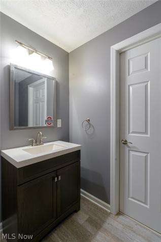 1044 Glendalough Drive Grafton OH 44044