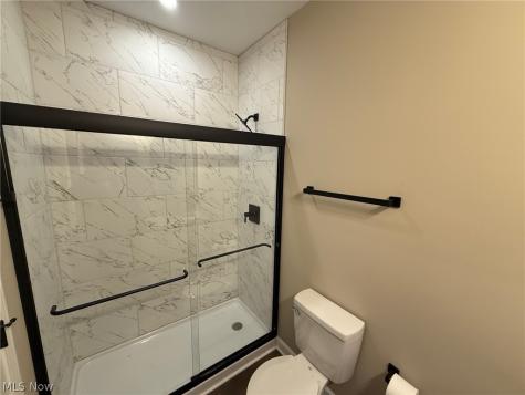 17204 Maple Heights Boulevard Maple Heights OH 44137