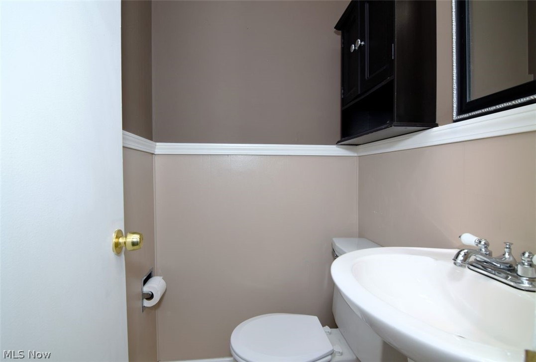 62 W Bel Meadow Lane Chagrin Falls OH 44022
