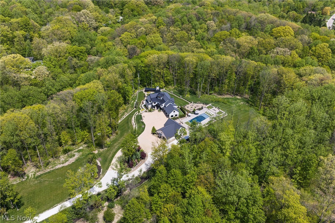 2051 Ridge Road Hinckley OH 44233