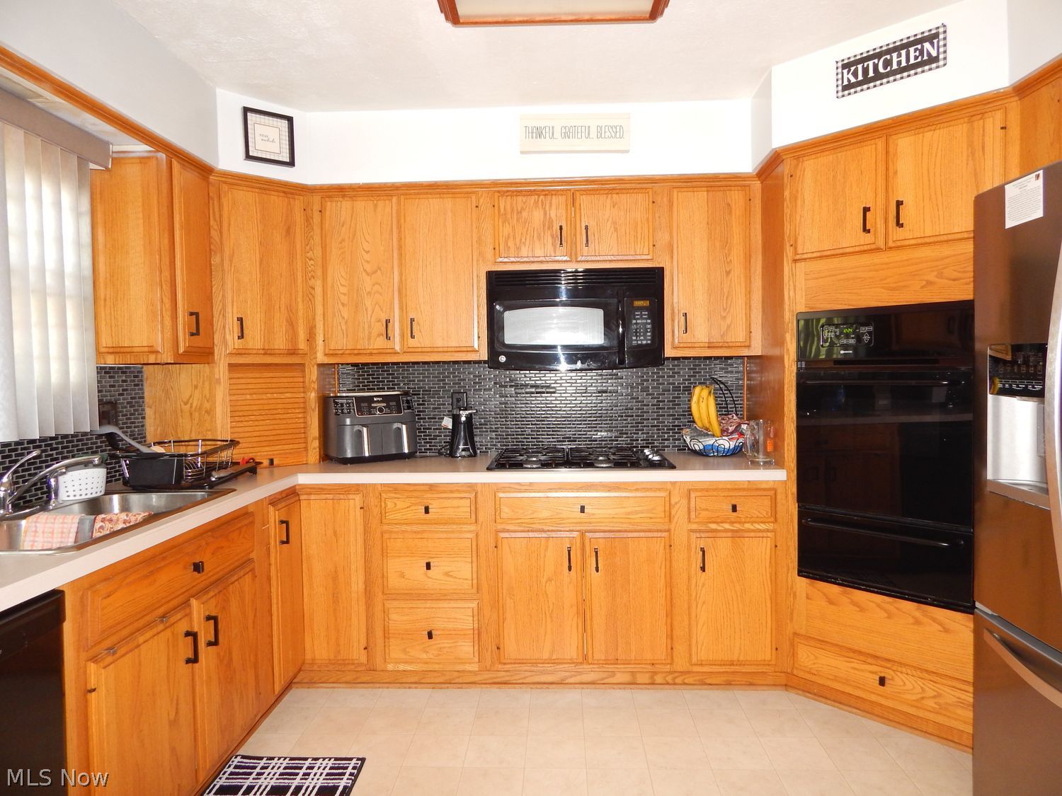 14829 Lisa Drive Maple Heights OH 44137
