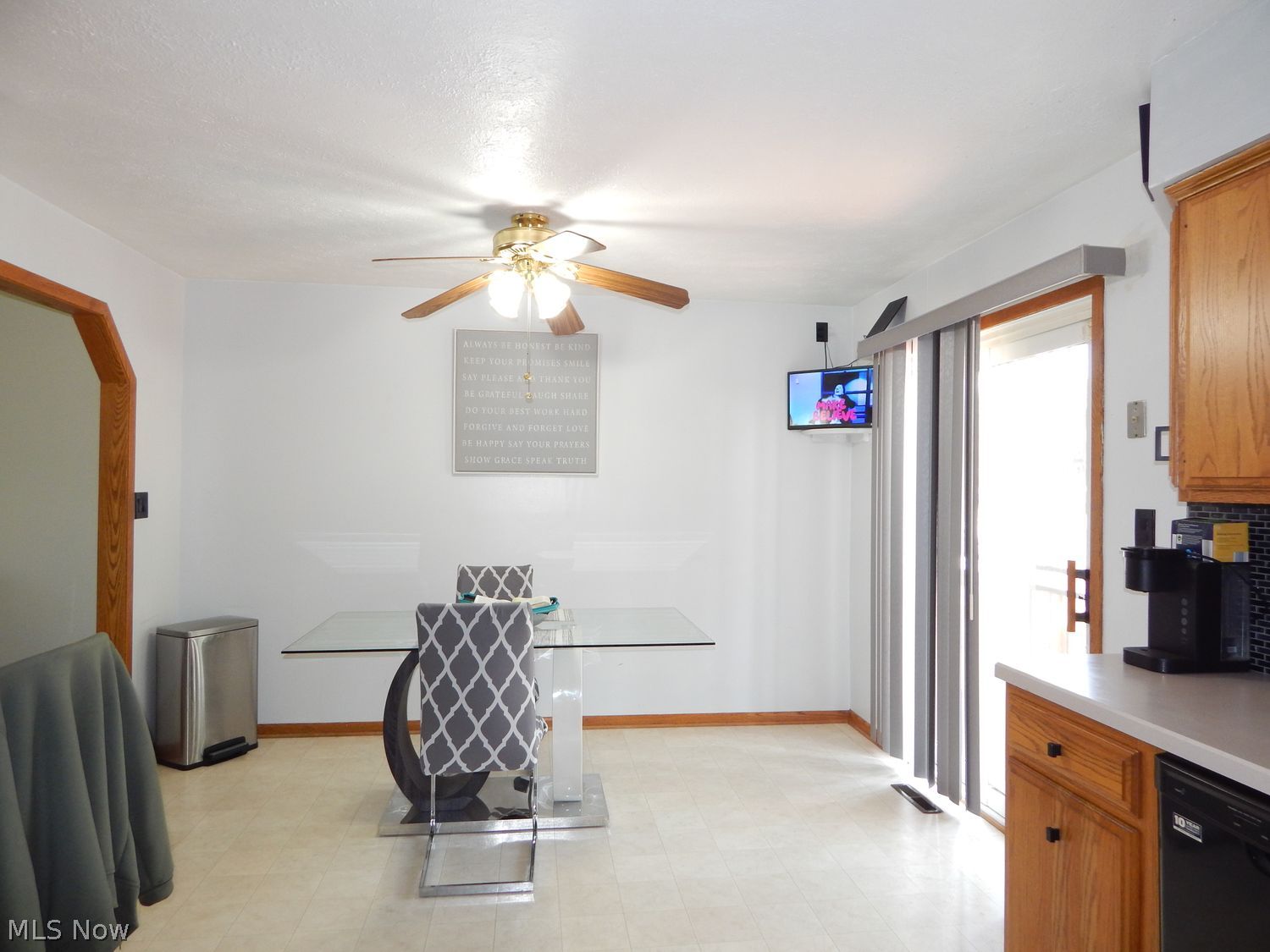 14829 Lisa Drive Maple Heights OH 44137