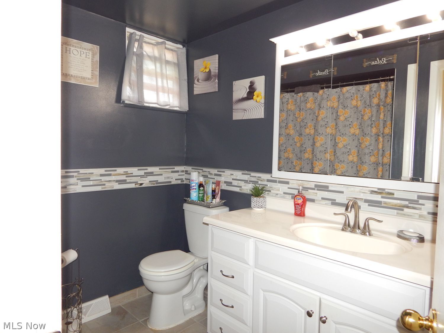 14829 Lisa Drive Maple Heights OH 44137