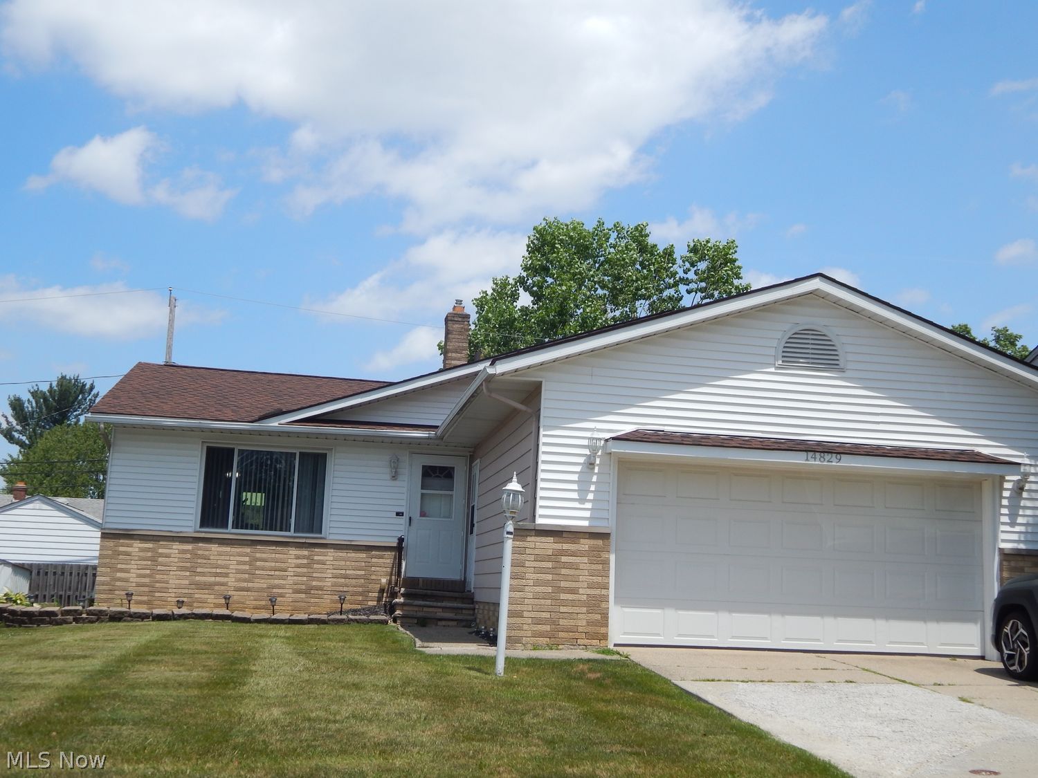 14829 Lisa Drive Maple Heights OH 44137