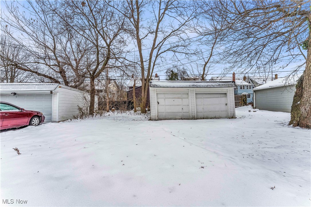 2017 Goodnor Road Cleveland Heights OH 44118