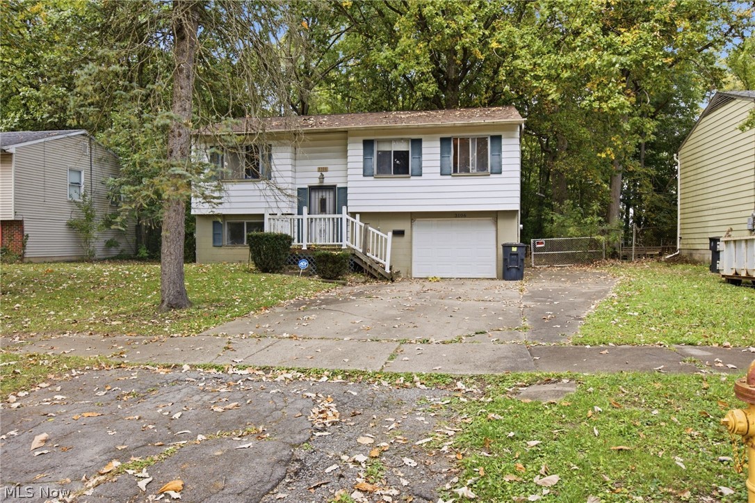 3106 Williamsburg Street NW Warren OH 44485