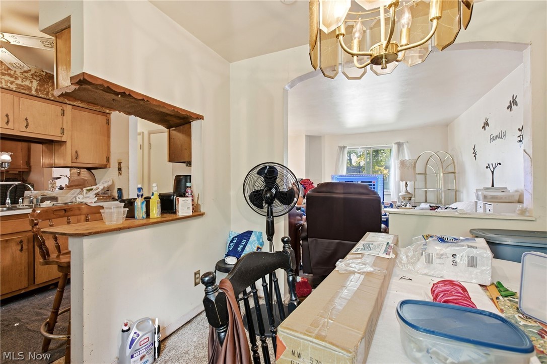3106 Williamsburg Street NW Warren OH 44485