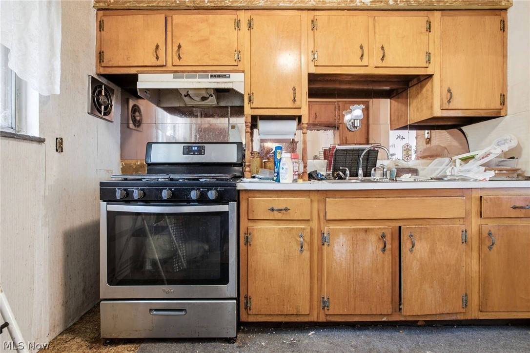 3106 Williamsburg Street NW Warren OH 44485