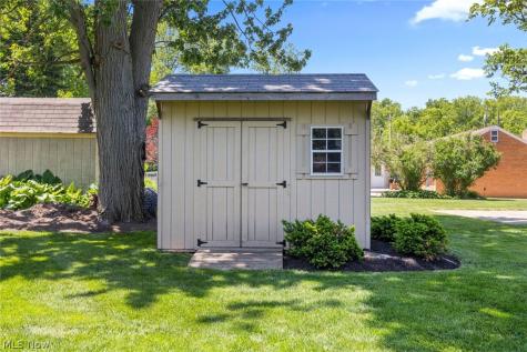 33161 Lake Road Avon Lake OH 44012