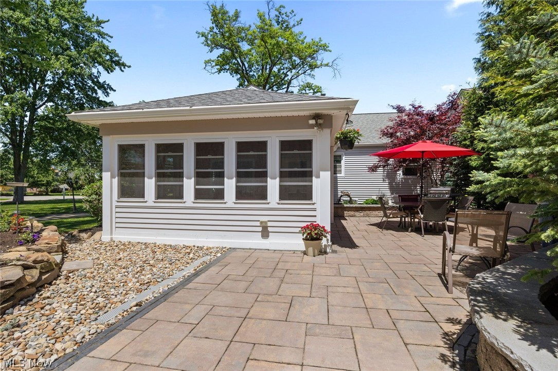 33161 Lake Road Avon Lake OH 44012