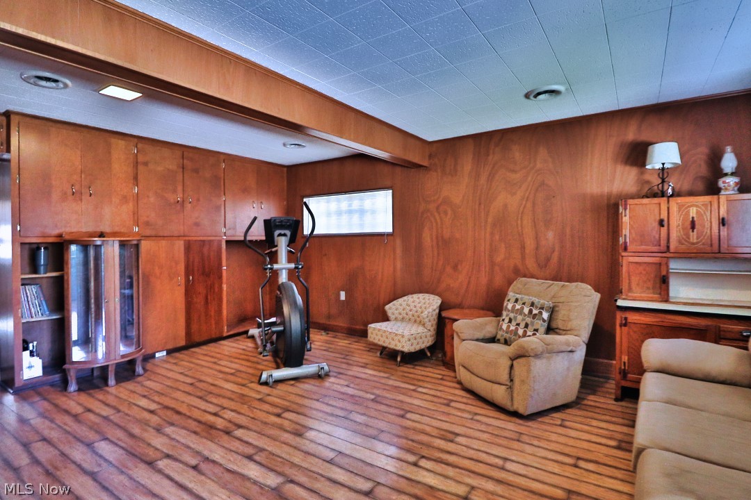 1601 Marion Drive Coshocton OH 43812