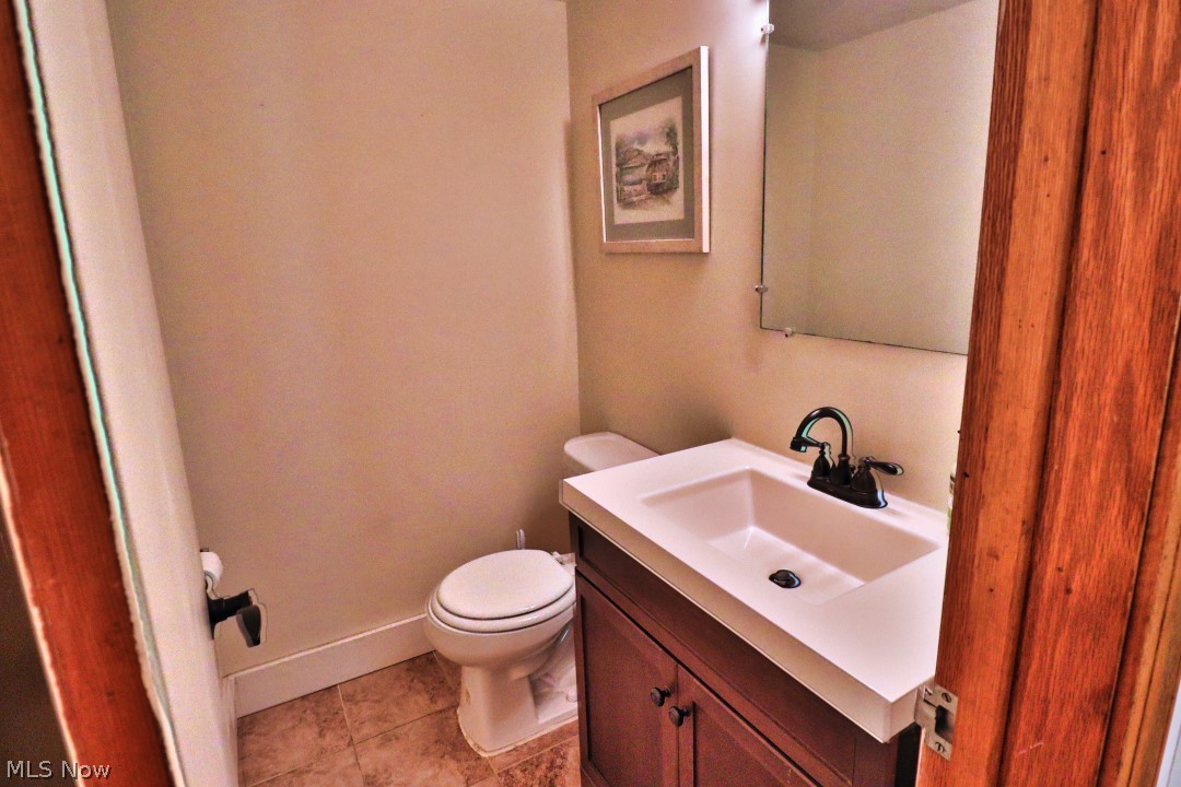 1601 Marion Drive Coshocton OH 43812