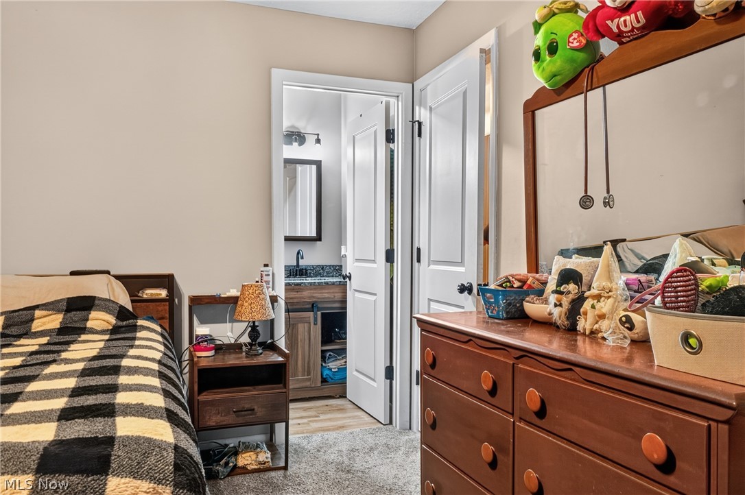 628 Park Oval Madison OH 44057