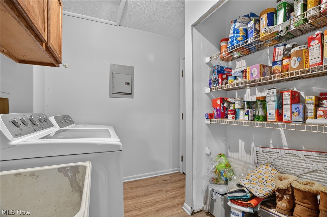 628 Park Oval Madison OH 44057