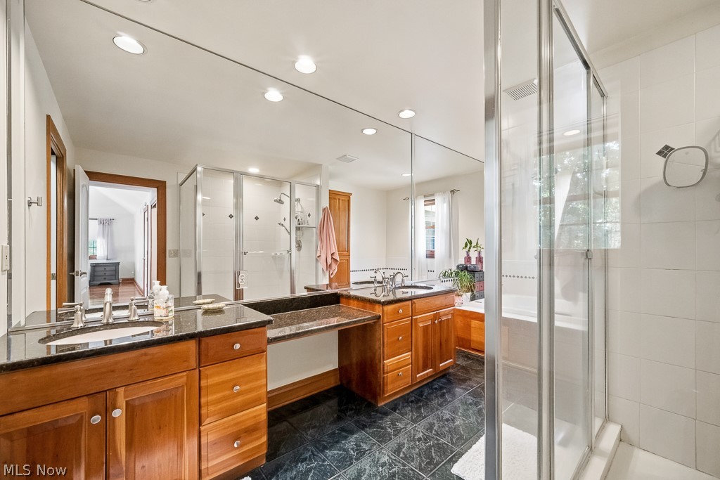4212 Oviatt Road Richfield OH 44286