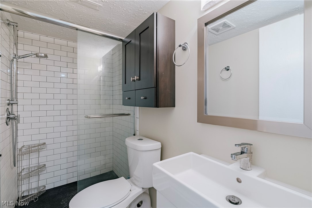 24875 Westwood Road Westlake OH 44145