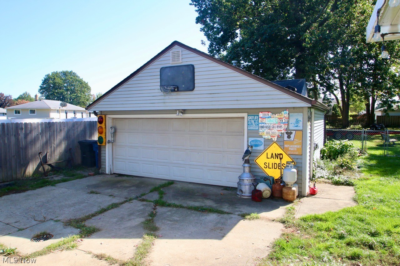34478 Beachpark Avenue Eastlake OH 44095