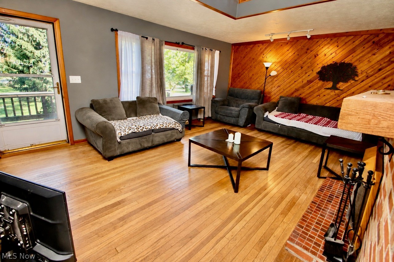 34478 Beachpark Avenue Eastlake OH 44095
