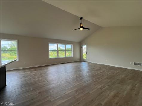 4703 Stevie Avenue SW Massillon OH 44646