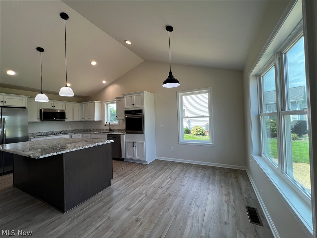 4703 Stevie Avenue SW Massillon OH 44646