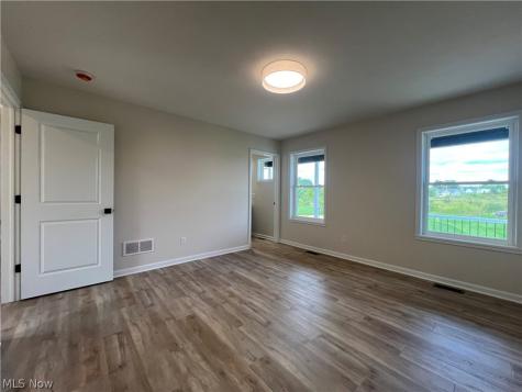 4703 Stevie Avenue SW Massillon OH 44646