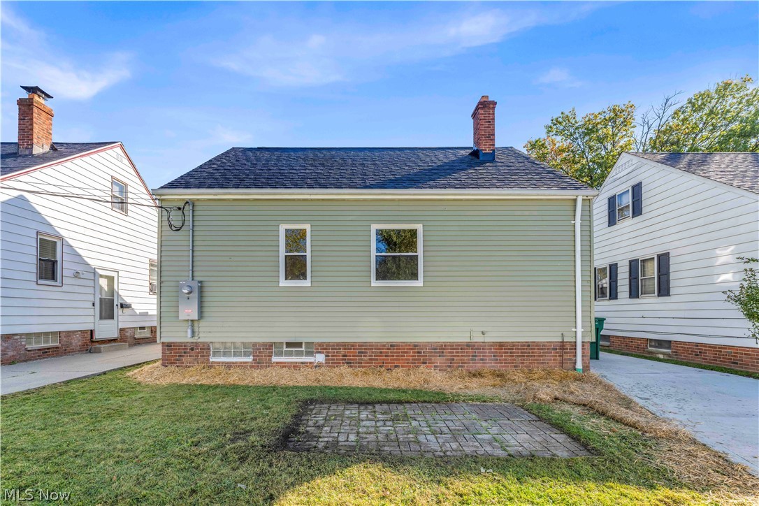 5420 Oakwood Avenue Maple Heights OH 44137