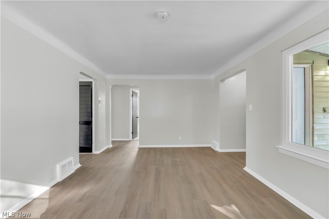 5420 Oakwood Avenue Maple Heights OH 44137