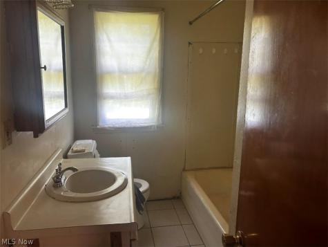808 Cornell Street Youngstown OH 44502