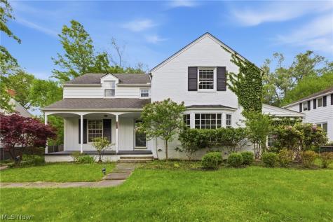 2673 Belvoir Boulevard Shaker Heights OH 44122