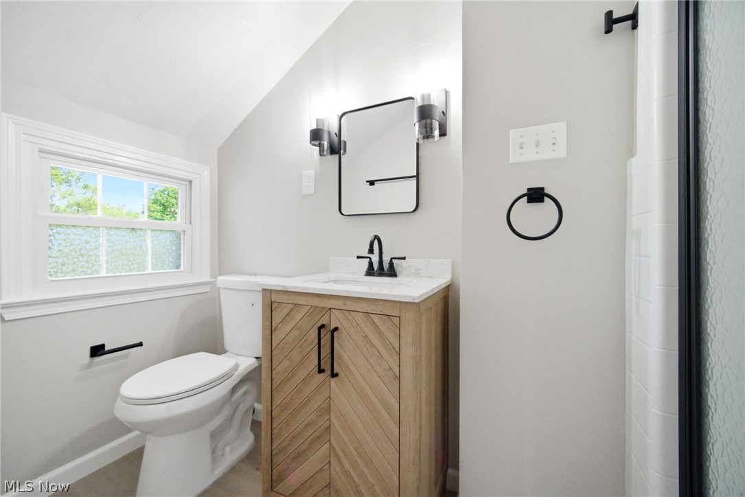 2673 Belvoir Boulevard Shaker Heights OH 44122