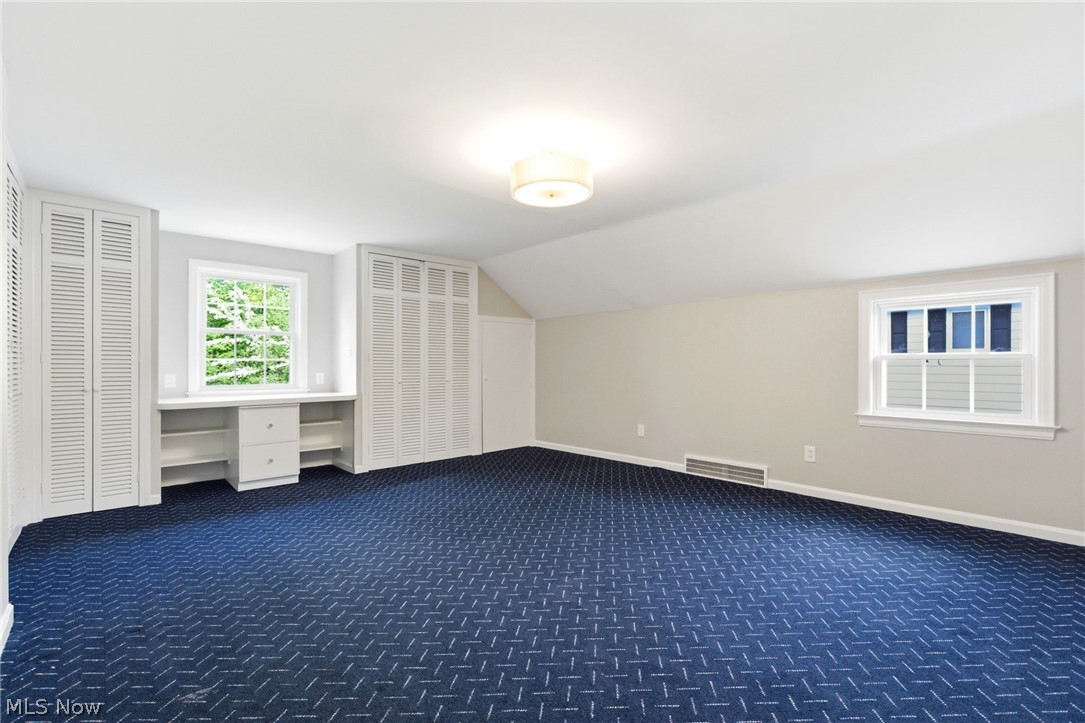 2673 Belvoir Boulevard Shaker Heights OH 44122