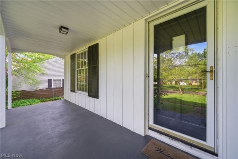 2673 Belvoir Boulevard Shaker Heights OH 44122