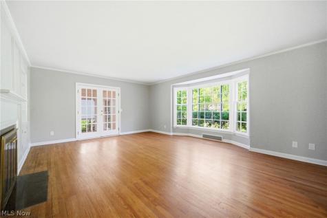 2673 Belvoir Boulevard Shaker Heights OH 44122
